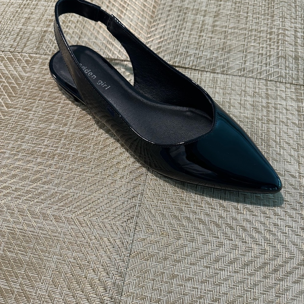 Madden Girl Devin Flat. Black Patent Slingback Flats